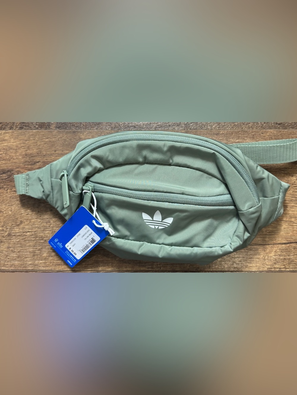 Adidas Originals Trefoil Belt Bag Sage Green Crossbody Fanny Pack NWT - Picture 5 of 7